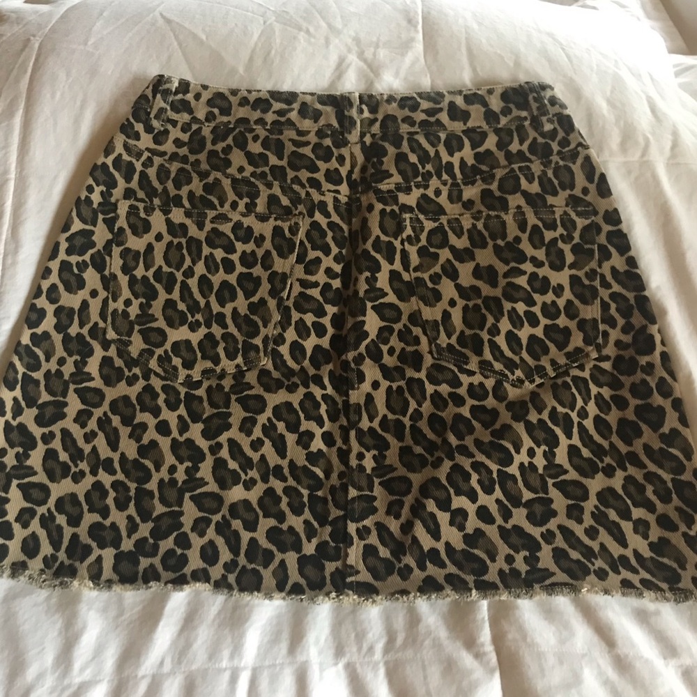 Entro Leopard Skirt Size S